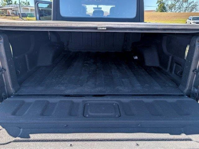 Used 2022 Gray Jeep Rubicon image 23