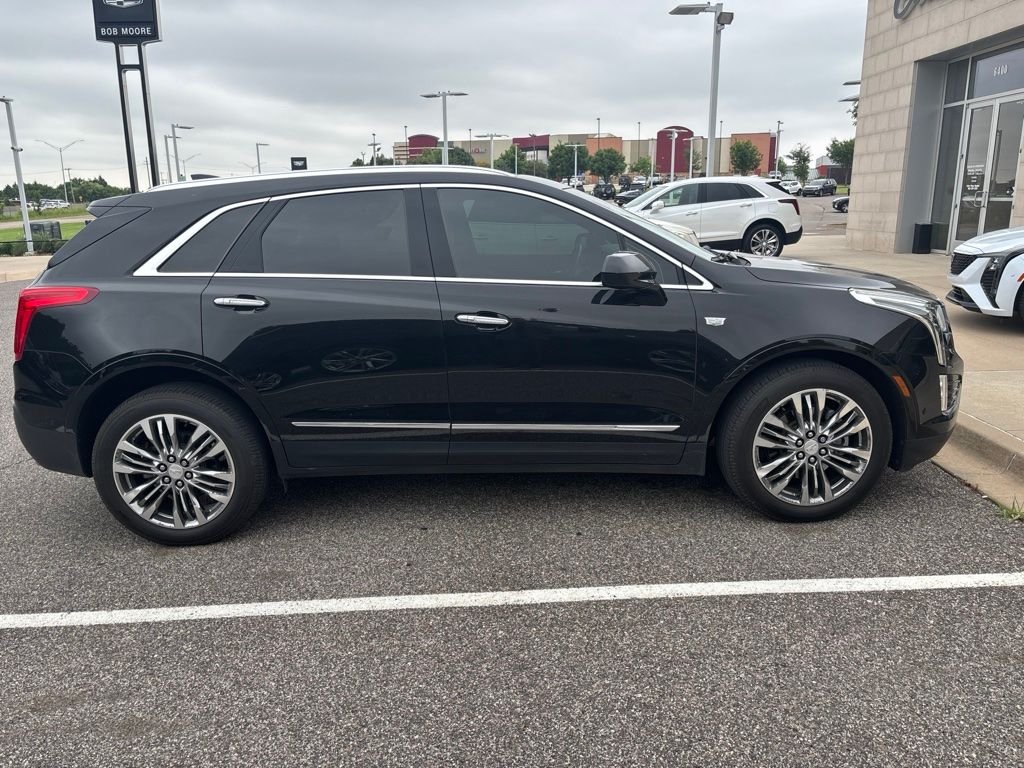 Used 2017 Black Cadillac Premium Luxury image 5