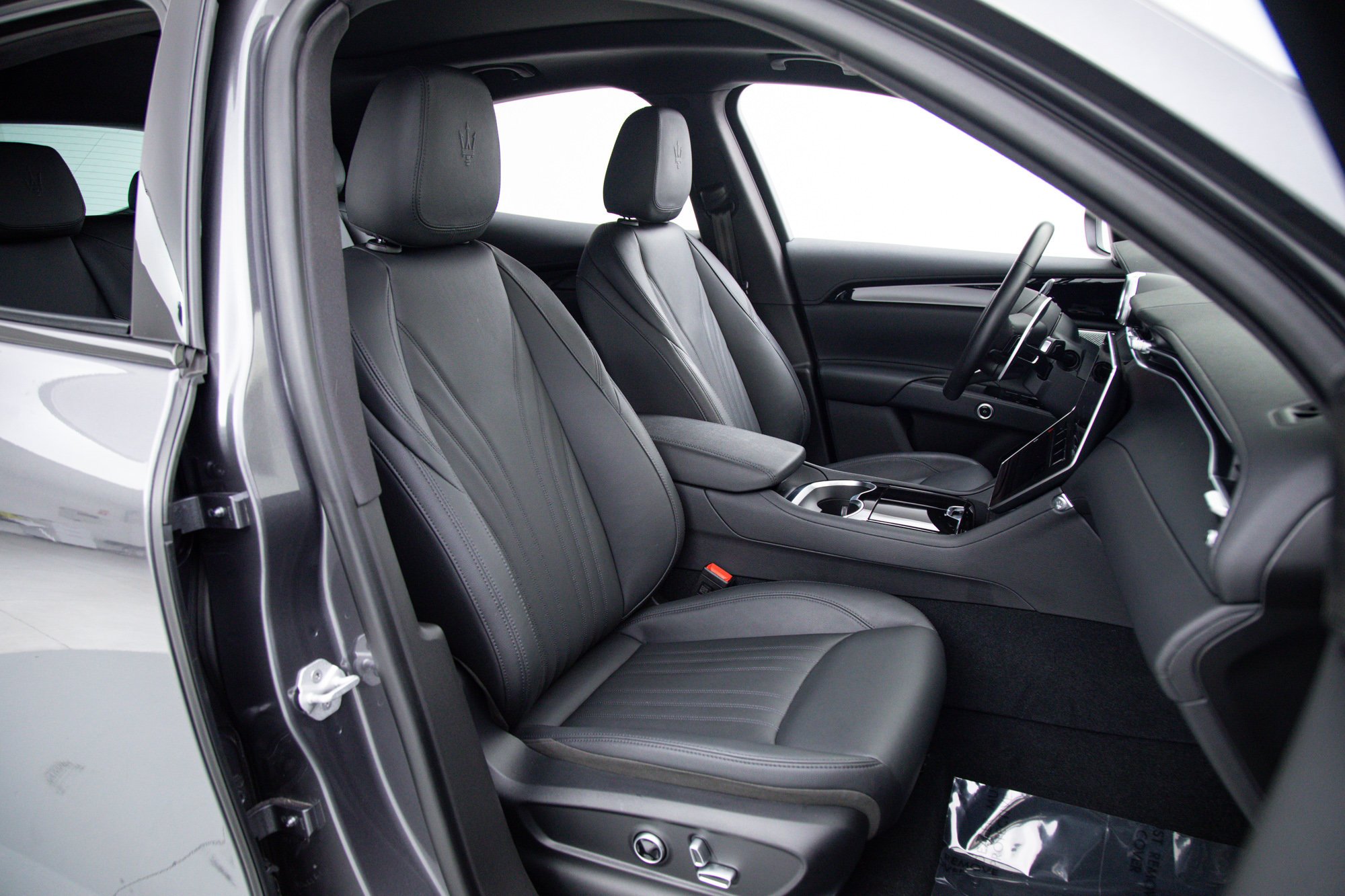 Used 2023 Gray Maserati Modena image 11