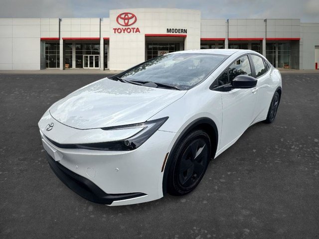 2025 Toyota Prius LE