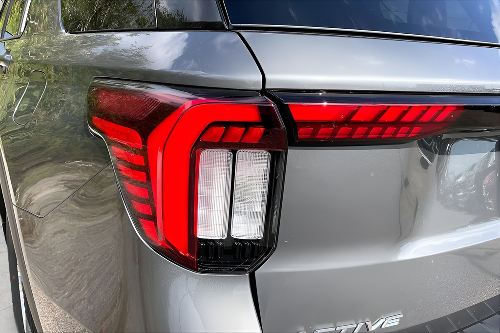 New 2026 Carbonized Gray Metallic Ford Active image 24
