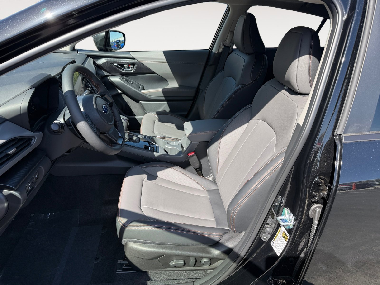 New 2026 CRYSTAL BLACK SILICA Subaru Limited Hybrid image 10