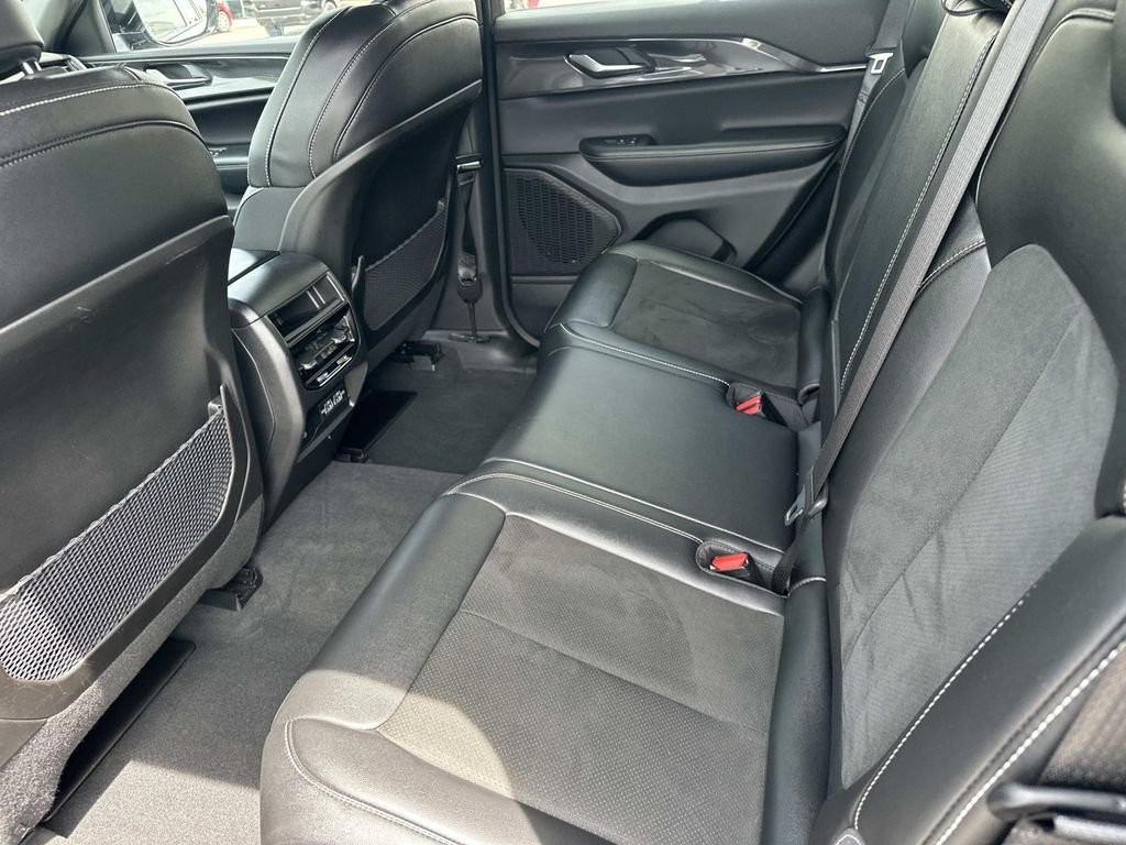 Used 2023 Gray Jeep Altitude X image 15