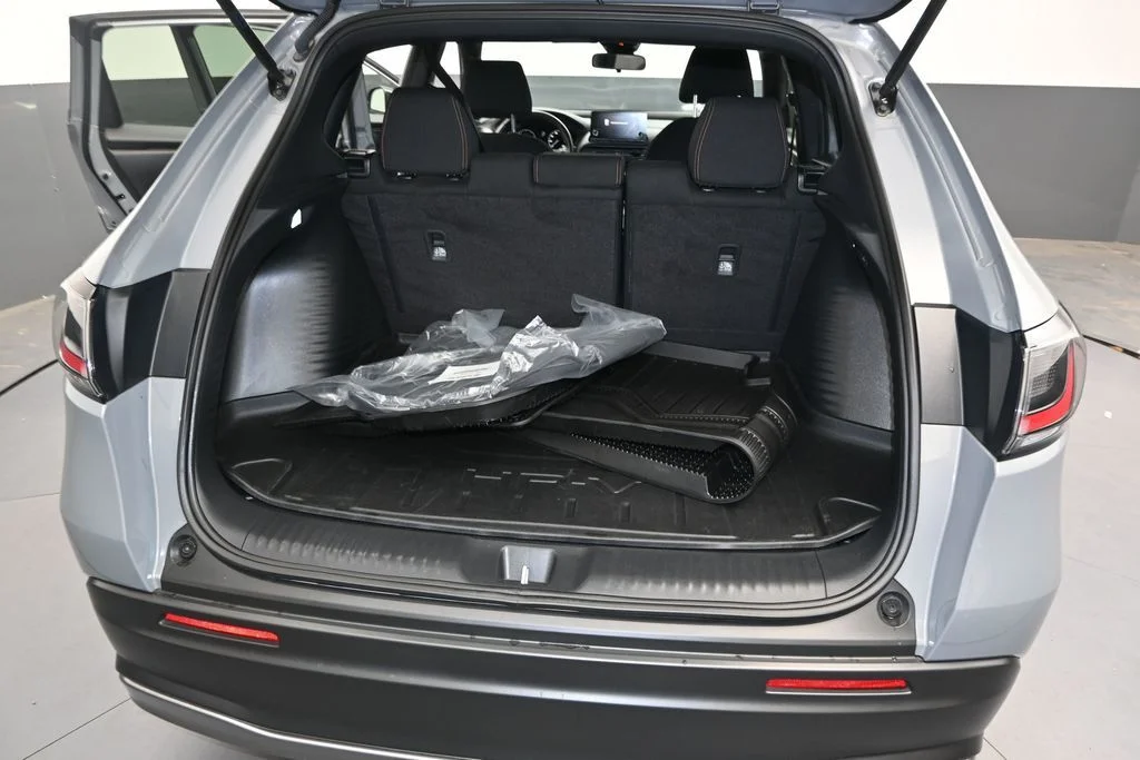 Certified Used 2025 Urban Gray Pearl Honda Sport image 11