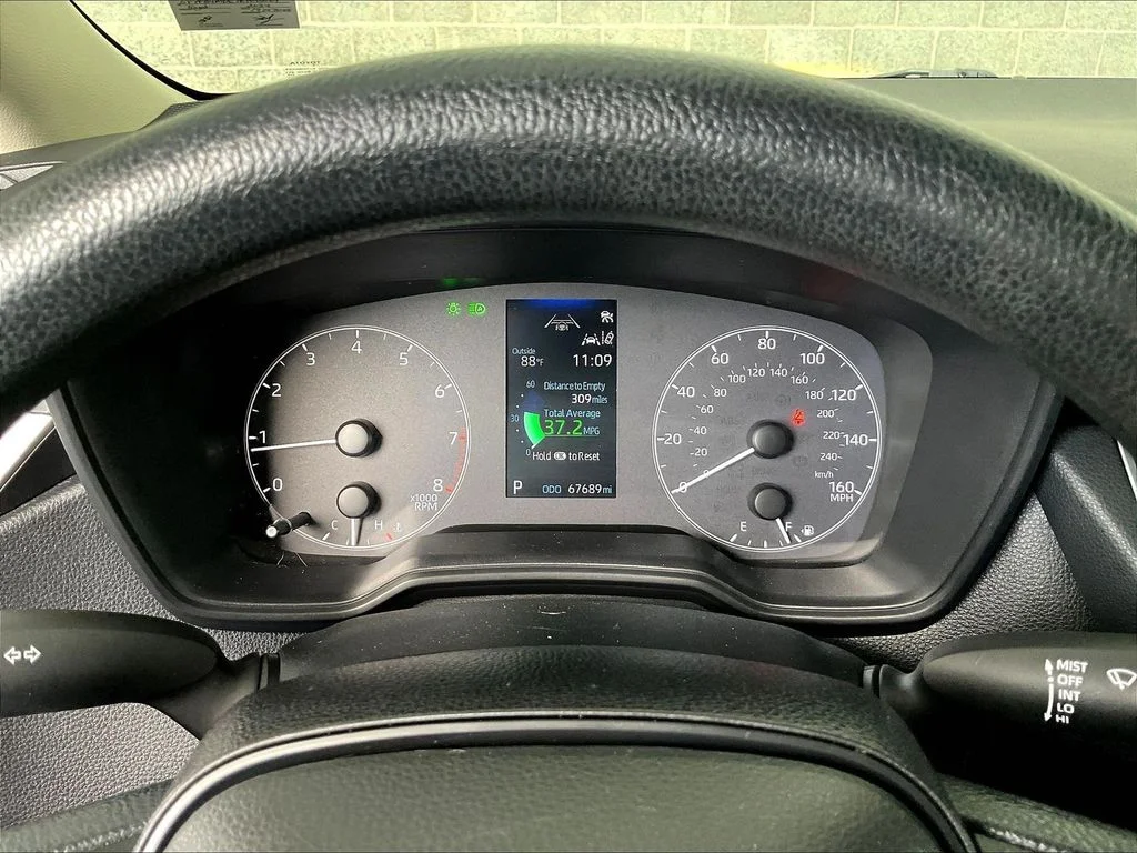 Used 2024 Ice Toyota LE image 14