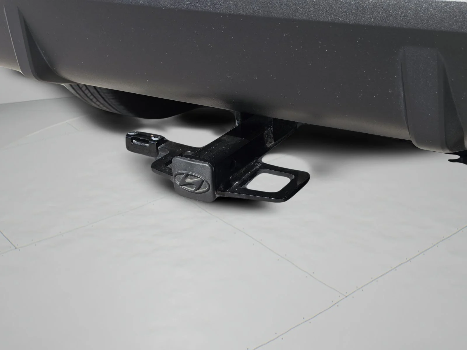Used 2024 Silver Hyundai SEL image 17
