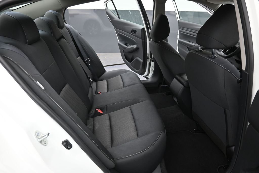Used 2024 White Nissan 2.5 S image 22