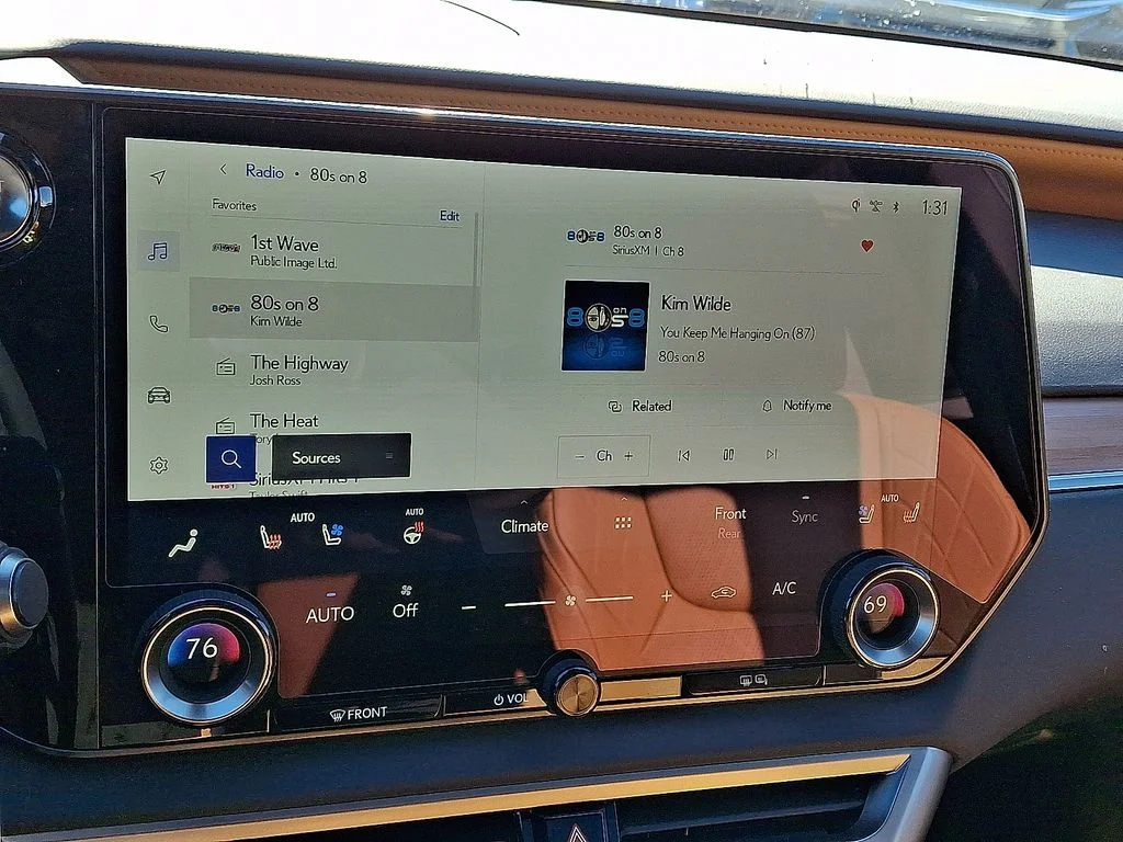 2026 Lexus RX 350 Premium - Photo 6