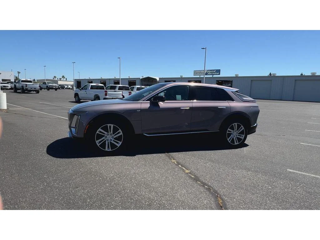 2024 Cadillac LYRIQ Tech - Photo 6
