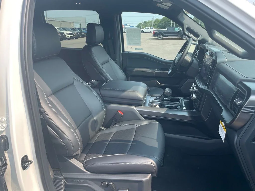 New 2026 Star White Metallic Tri-Coat Ford Lariat® image 14