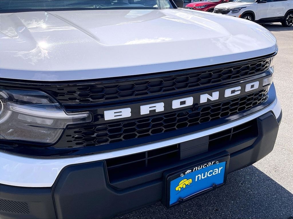Used 2025 Oxford White Ford Outer Banks image 27