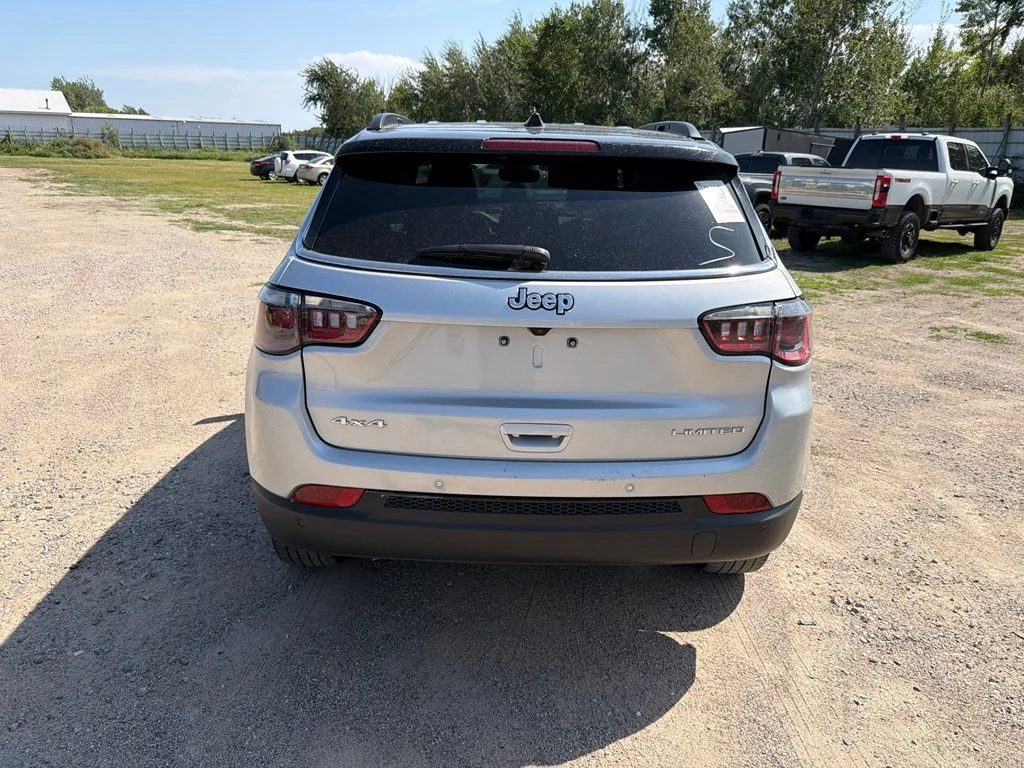 Used 2025 Silver Jeep Limited image 7