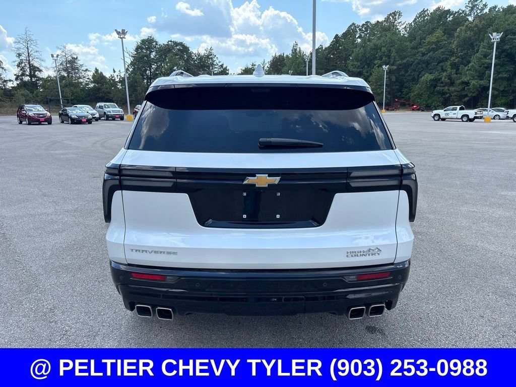 Used 2025 Iridescent Pearl Tricoat Chevrolet High Country image 6
