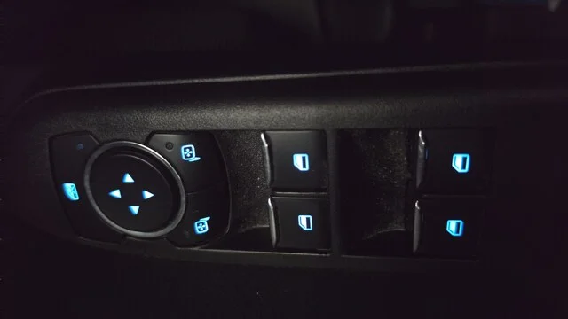 Used 2022 Blue Metallic Ford Outer Banks image 12