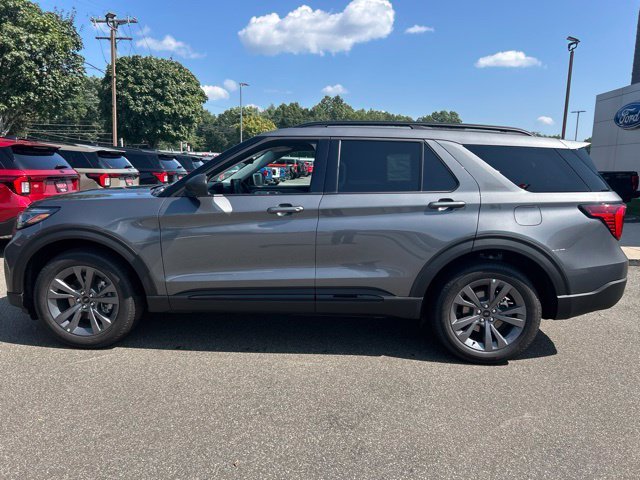 New 2026 Gray Ford Active image 4