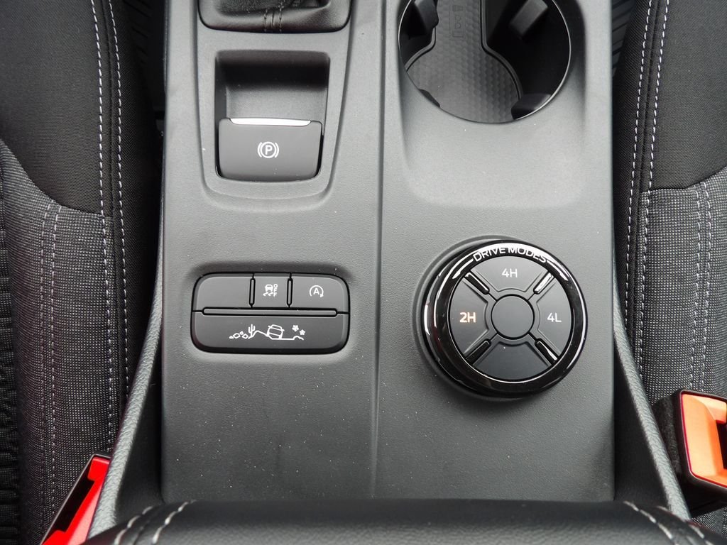 New 2026 Carbonized Gray Metallic Ford XLT image 27