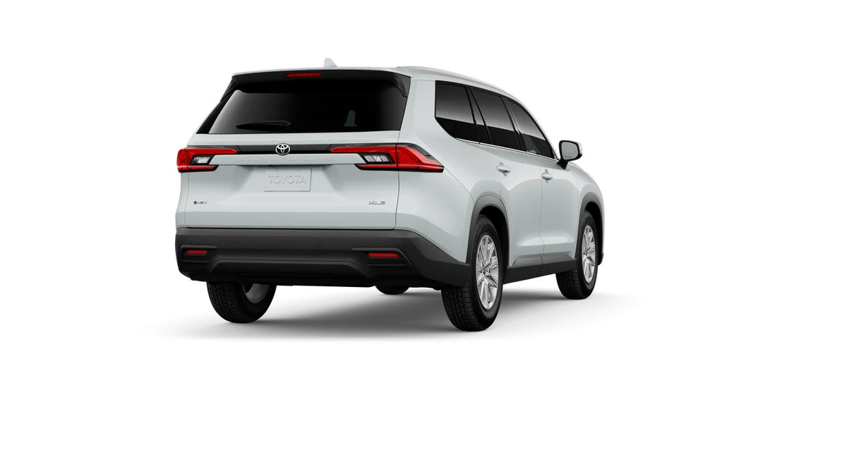New 2026 Wind Chill Pearl Toyota Hybrid XLE image 9