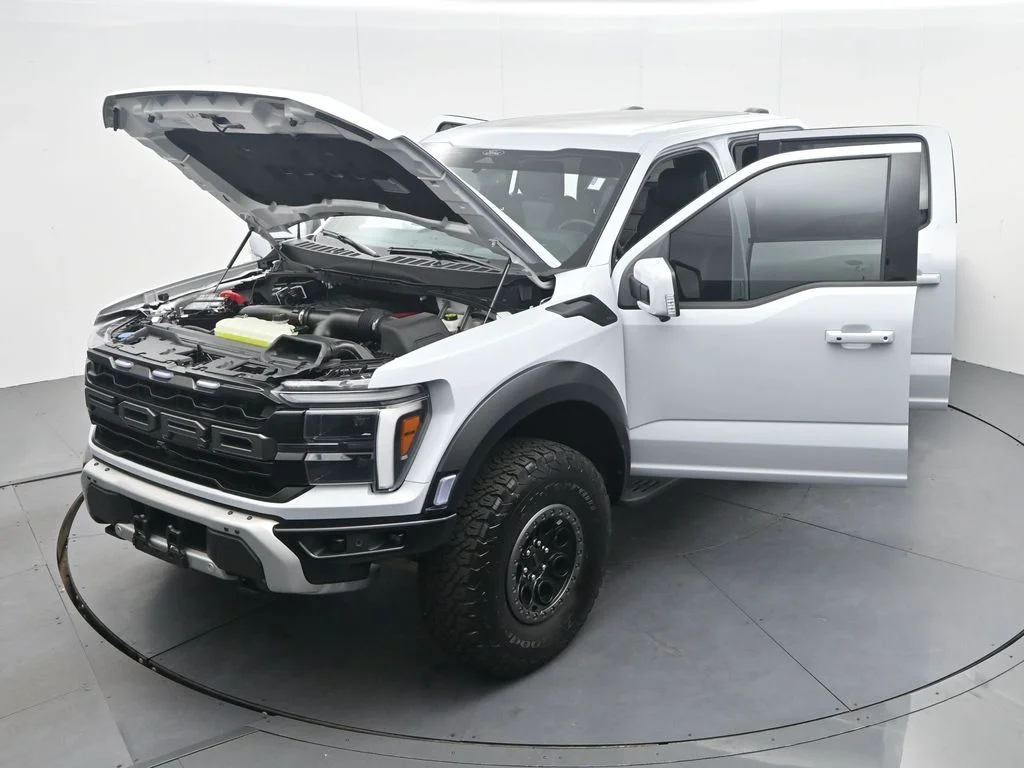 Used 2025 White Ford Raptor image 40