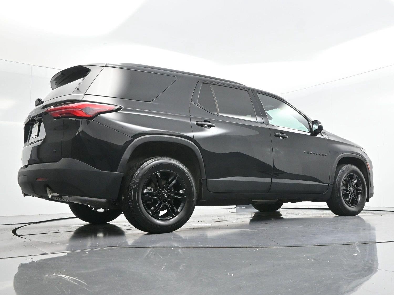 Used 2023 Mosaic Black Metallic Chevrolet LT Cloth image 50