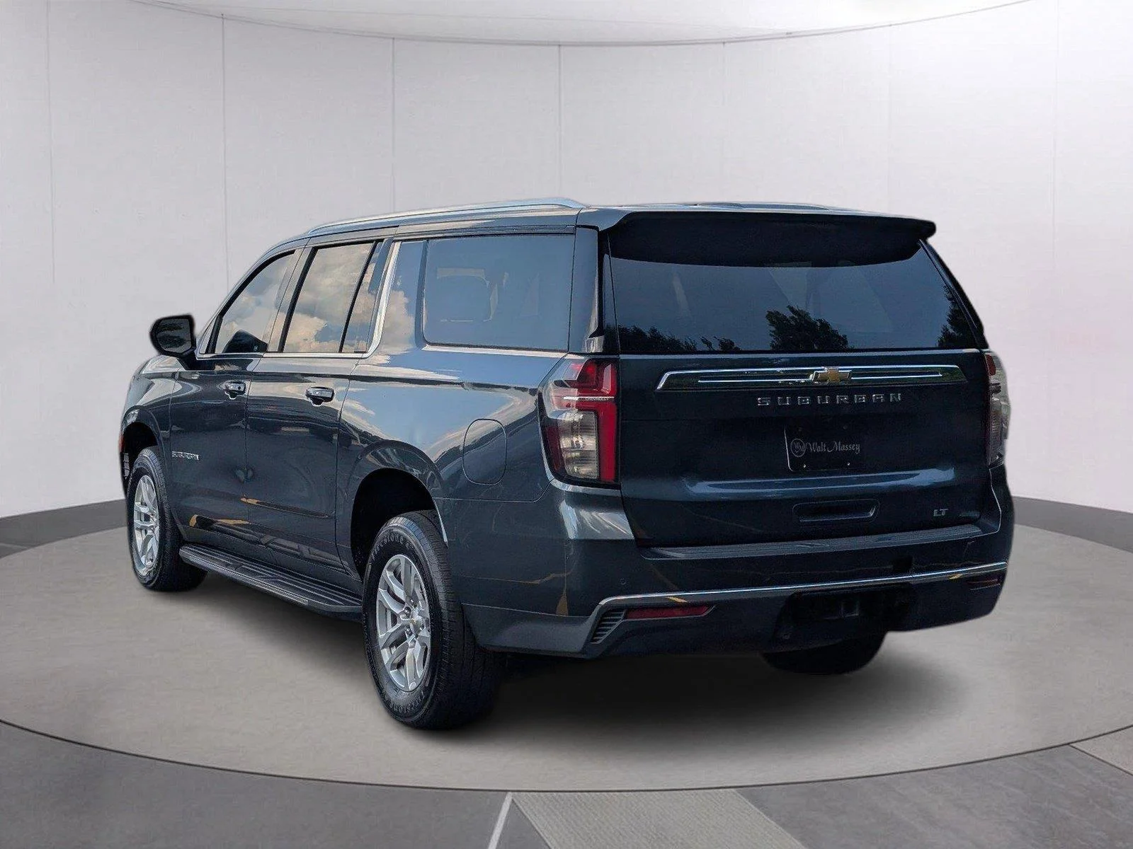 Used 2021 Shadow Gray Metallic Chevrolet LT image 3