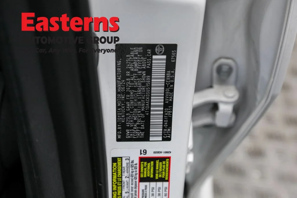 Used 2025 White Toyota LE image 32