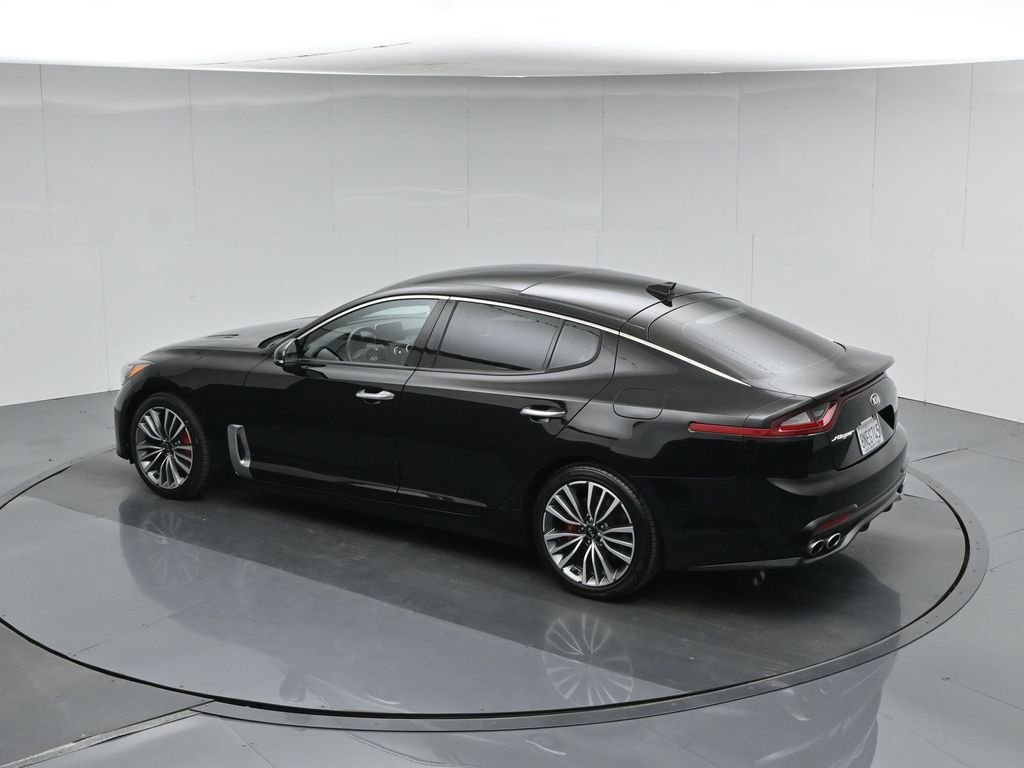Used 2019 Black Kia Premium image 45