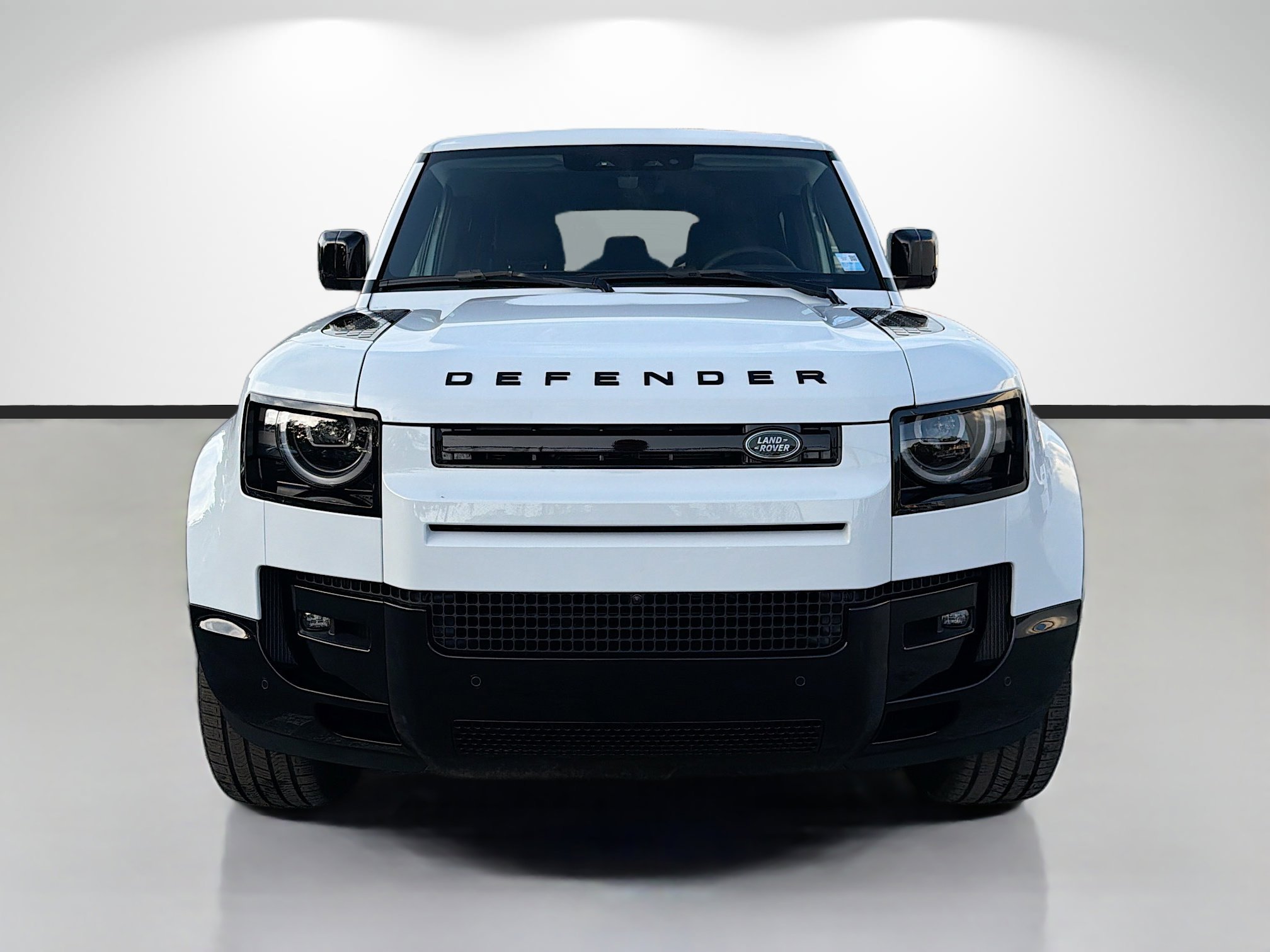 New 2026 Fuji White Land Rover X-Dynamic SE image 8