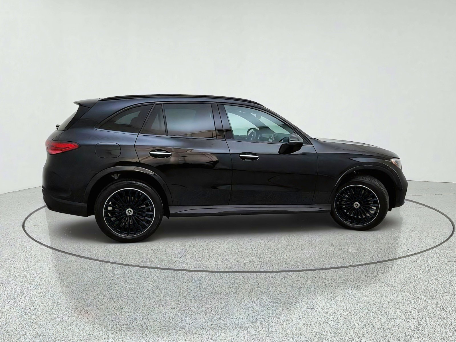 Certified Used 2026 Black Mercedes-Benz GLC 300 image 7