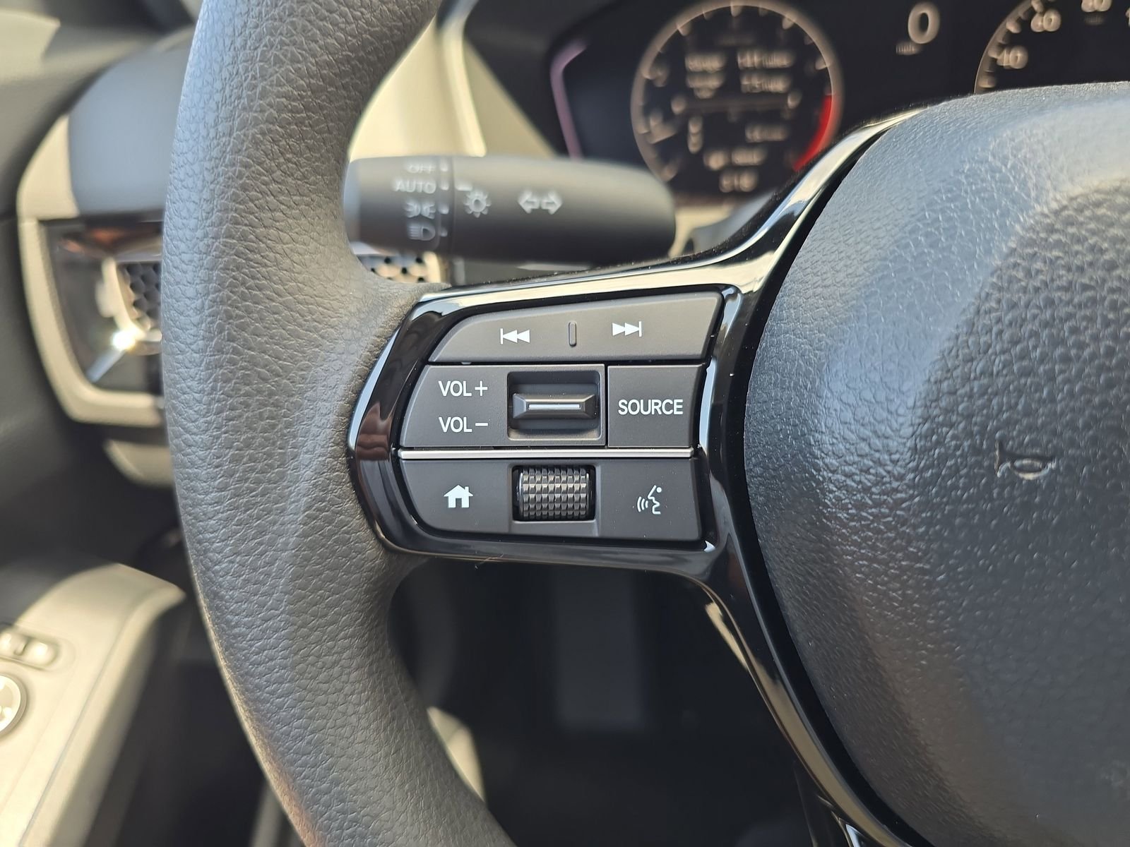 New 2026 Platinum White Pearl Honda LX image 23