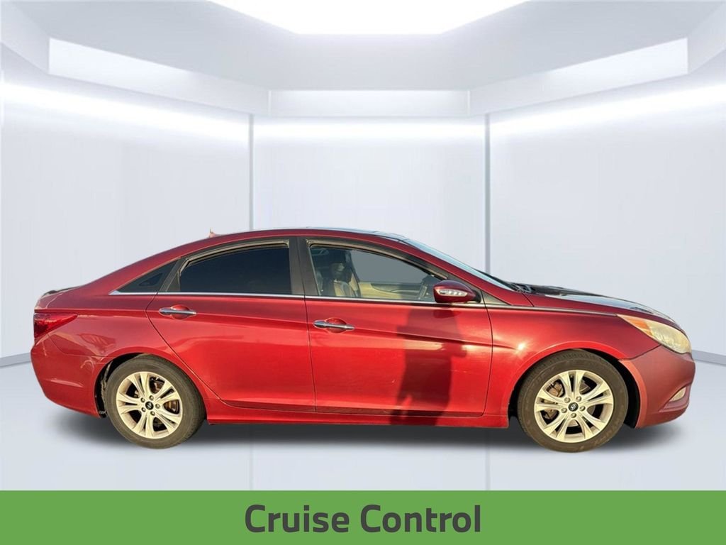 Used 2011 Red Hyundai Limited image 16