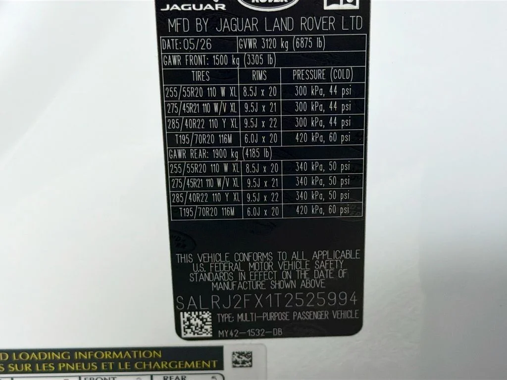 New 2026 Fuji White Land Rover S image 34