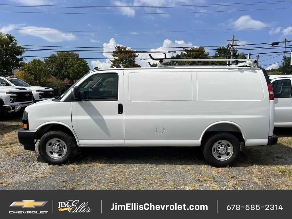 2025 Chevrolet Express Cargo Work Van - Photo 6