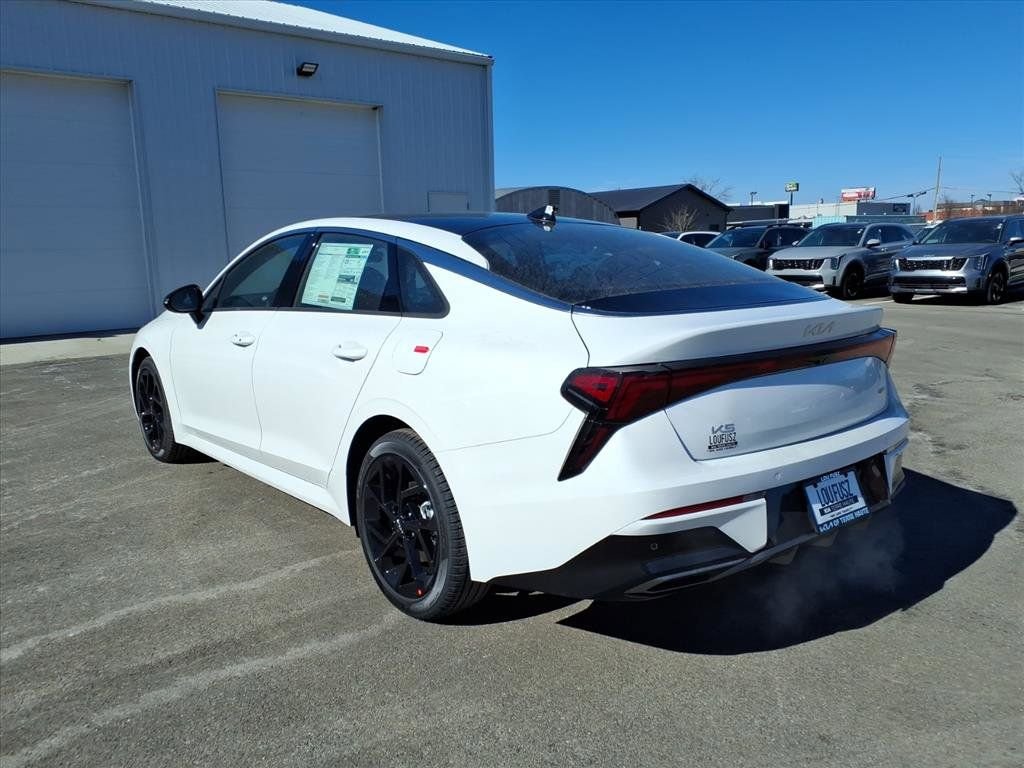New 2026 Snow White Pearl Kia GT-Line FWD image 4