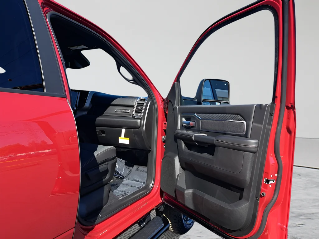 2026 RAM 2500 Big Horn - Photo 16