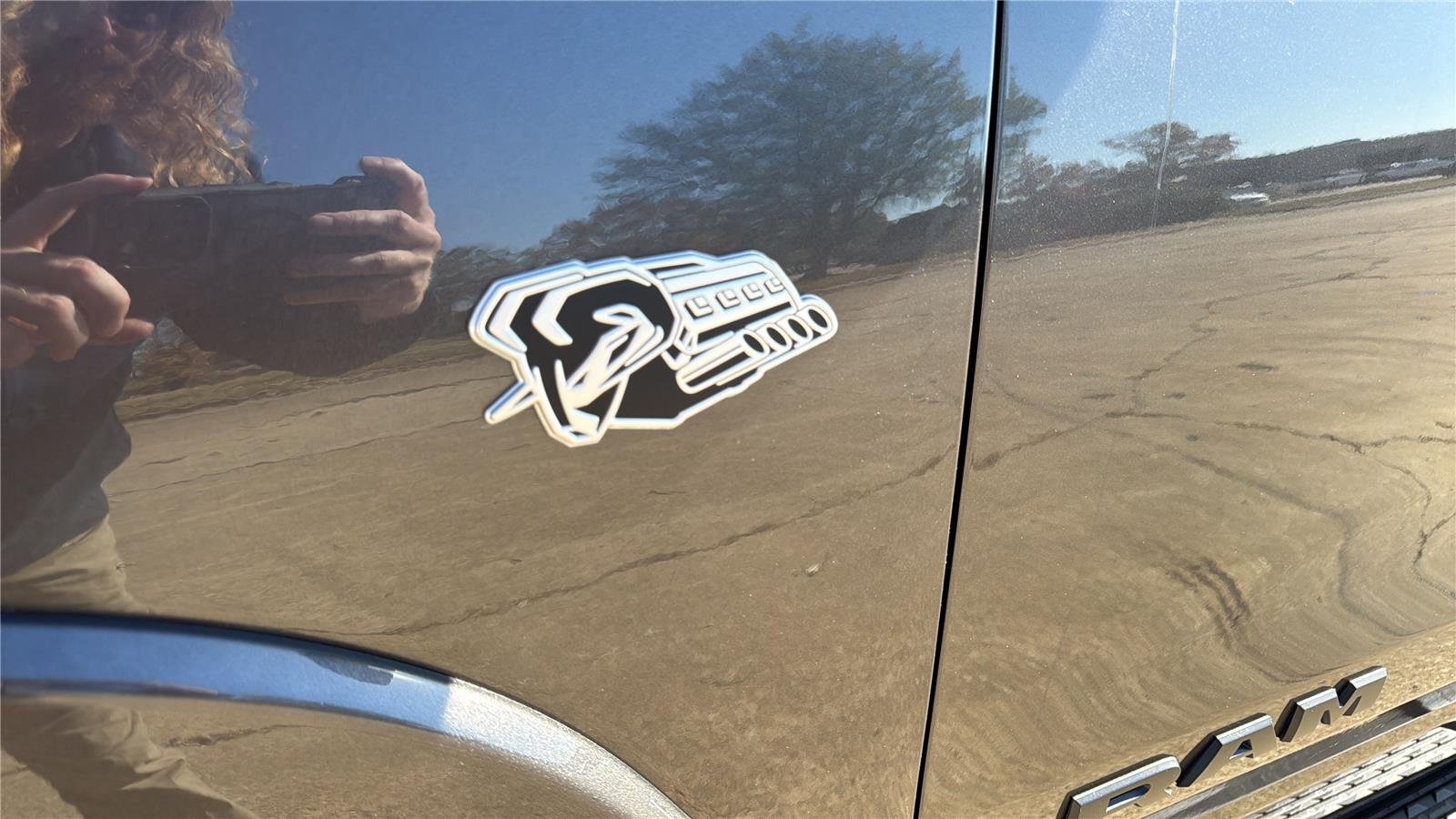 New 2026 Granite Crystal Metallic Clear-Coat Exterior Paint RAM Lone Star image 24