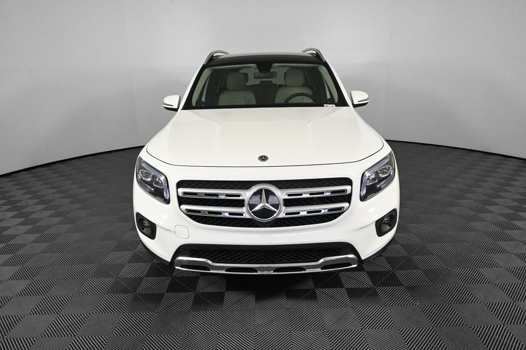 Used 2021  Mercedes-Benz GLB 250 image 35