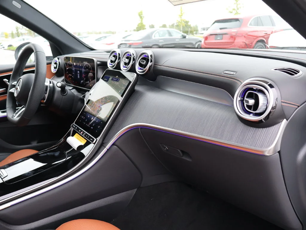 New 2027 White Mercedes-Benz GLC 53 AMG® image 9