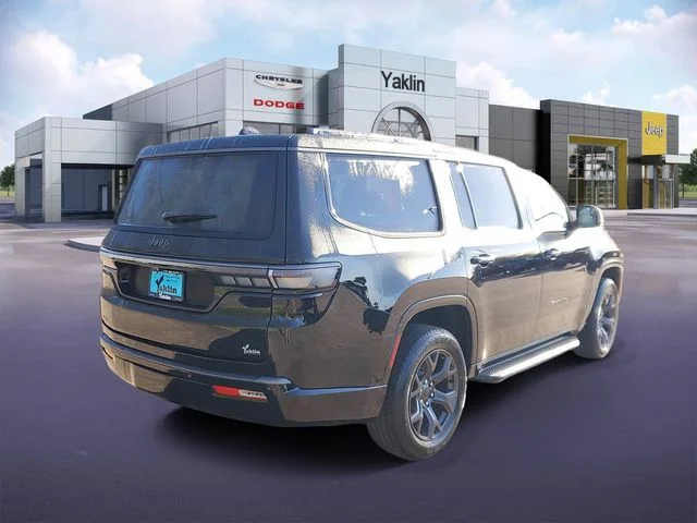 New 2026 High Gloss Black Exterior Paint Jeep Limited Altitude image 4