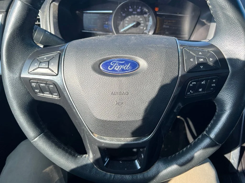 Used 2017 Ingot Silver Ford Limited image 13