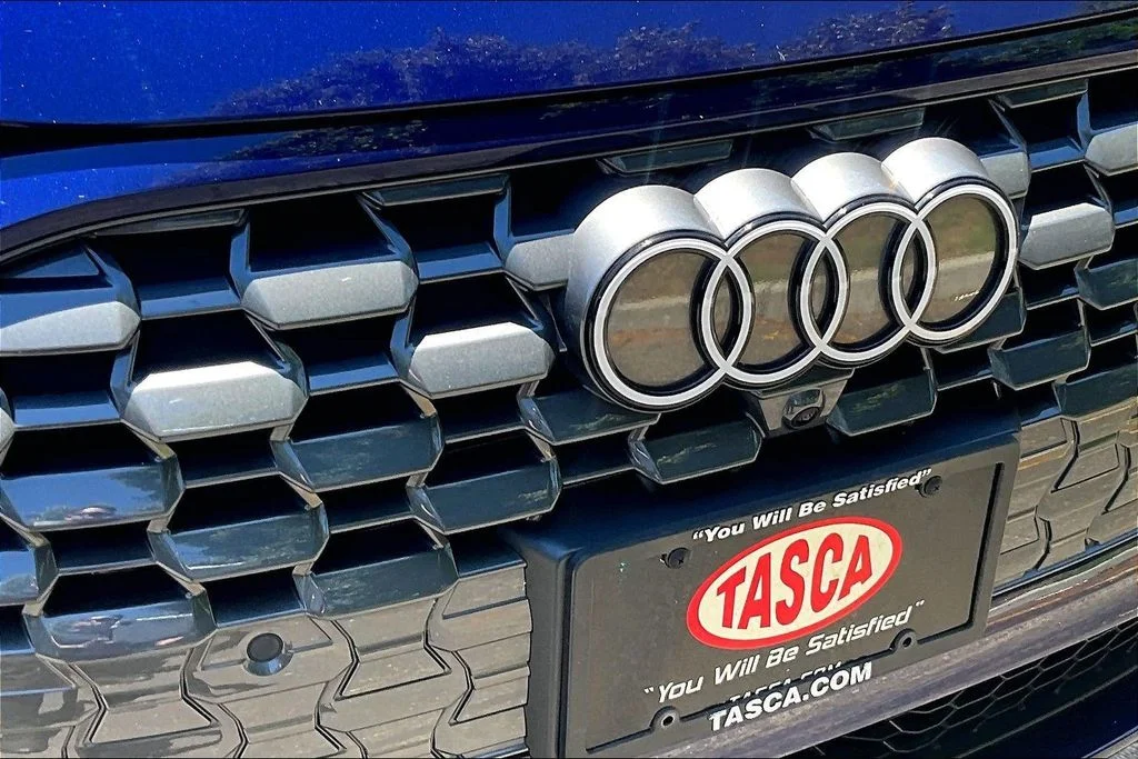 Used 2025 Blue Audi 2.0T Premium image 33