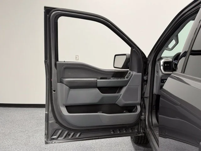 Used 2022 Gray Ford XLT image 10