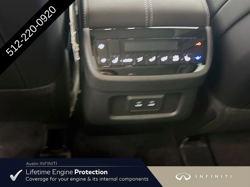 New 2027 RADIANT WHITE INFINITI LUXE image 32
