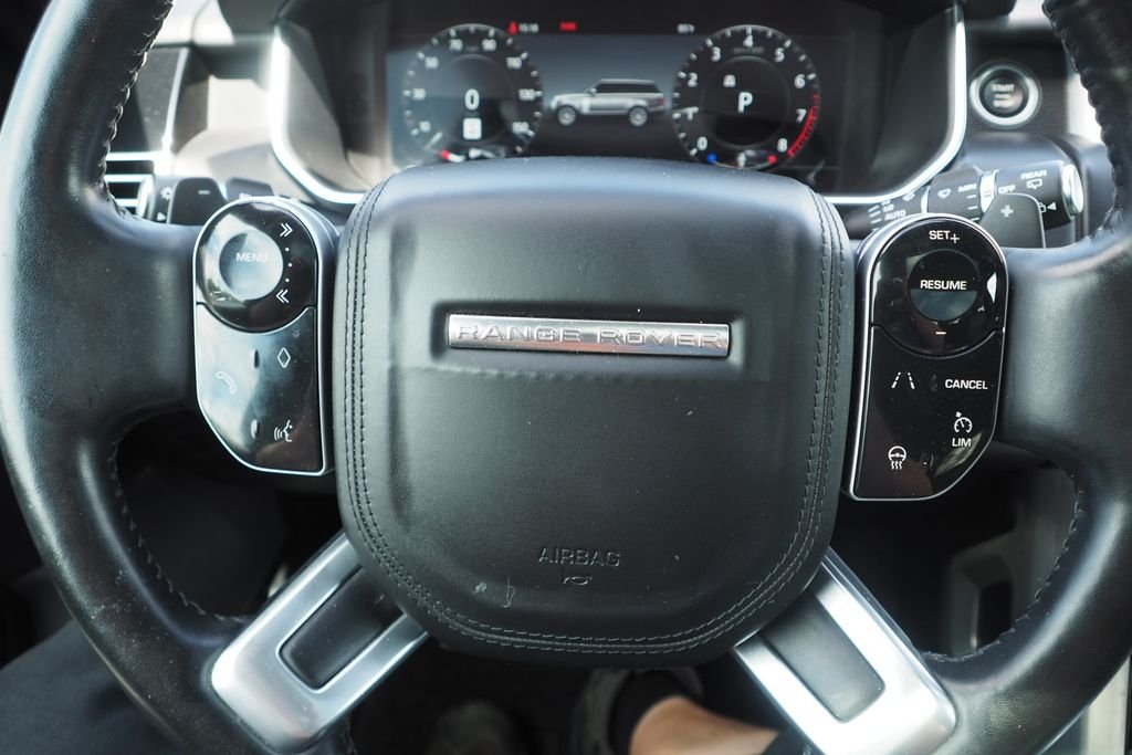 Used 2022 White Land Rover Westminster image 31