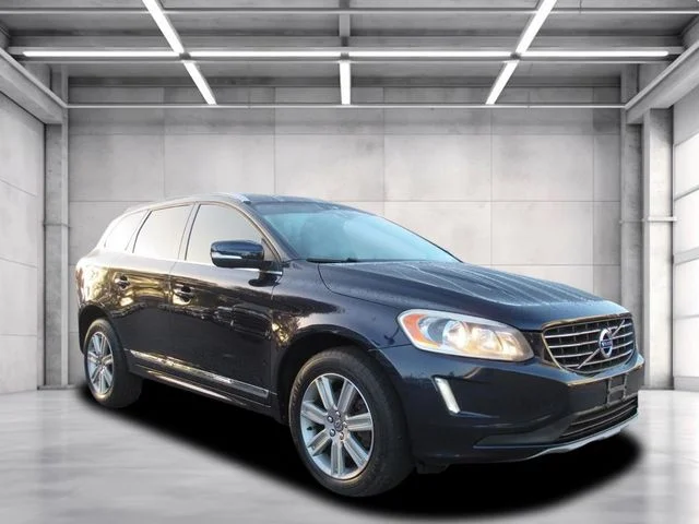2017 Volvo XC60 T5 Inscription's photo