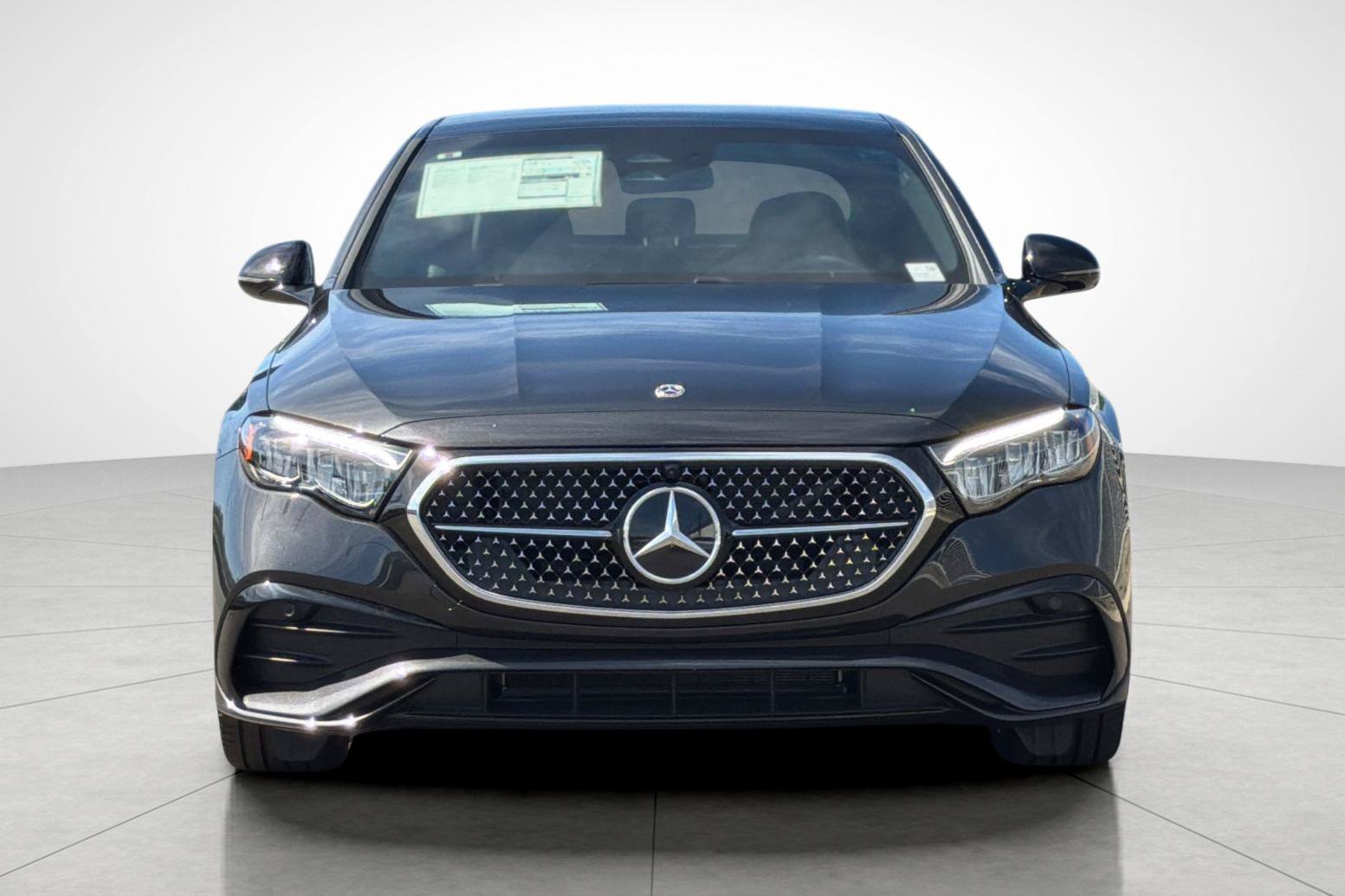 New 2027 Graphite Grey Metallic Mercedes-Benz E 350 image 9
