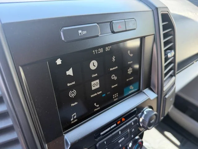 Used 2017 Silver Ford XL image 23