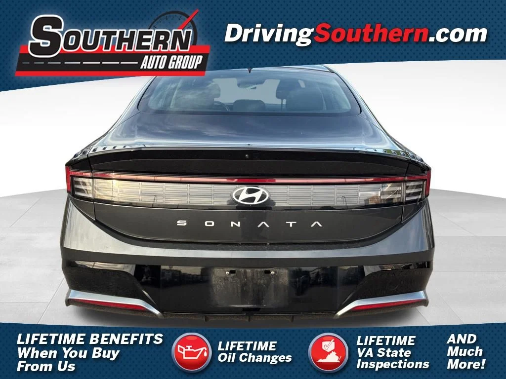2024 Hyundai Sonata SEL's photo