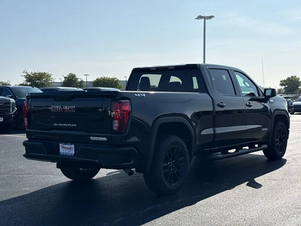 New 2026 Onyx Black GMC Elevation image 10