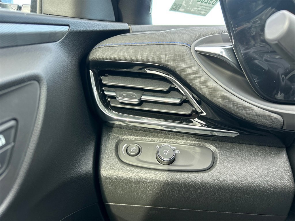 2026 BUICK ENVISTA - Image 17