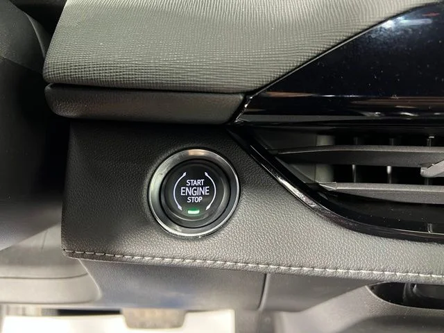 Used 2026 White Buick Sport Touring image 30